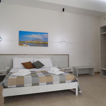 Riflessi Dello Stagnone Bed & Breakfast Марсала Екстериор снимка